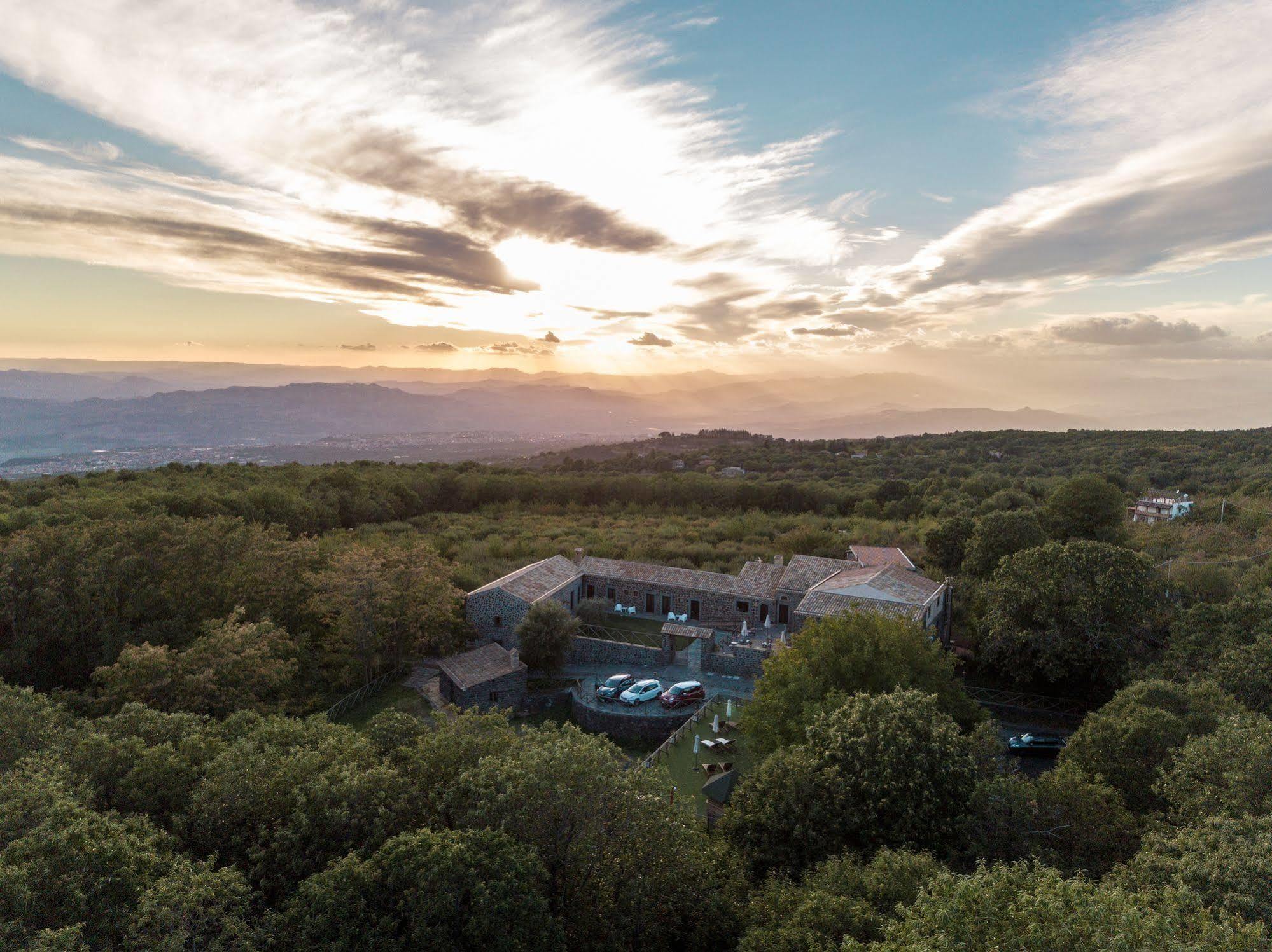 Bosco Ciancio Guest House Biancavilla Exterior photo